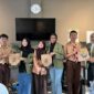 Kegiatan pengabdian masyarakat oleh Mahasiswa Program Studi Sains Komunikasi Fakultas Ilmu Sosial dan Ilmu Politik (FISIP) Universitas Djuanda. (Dok. Alianti Oktapiandi)
