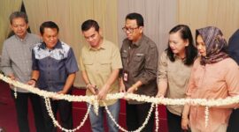 Direktur Stabilisasi Pasokan dan Harga Pangan Bapanas Maino Dwi Hartono saat melaunching Kios Pangan Kota Malang, Jawa Timur. (Dok. Tim Komunikasi Bapanas)