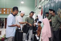 PT Antam Tbk Unit Bisnis Pertambangan Emas (UBPE) Pongkor menggelar buka puasa bersama serta memberikan santunan kepada anak-anak yatim. (Dok. PT Antam)