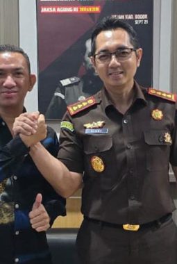 Kajari Bogor Tegaskan Komitmen Profesionalisme Jaksa Saat Audiensi dengan PPWI untuk Transparansi Penegakan Hukum